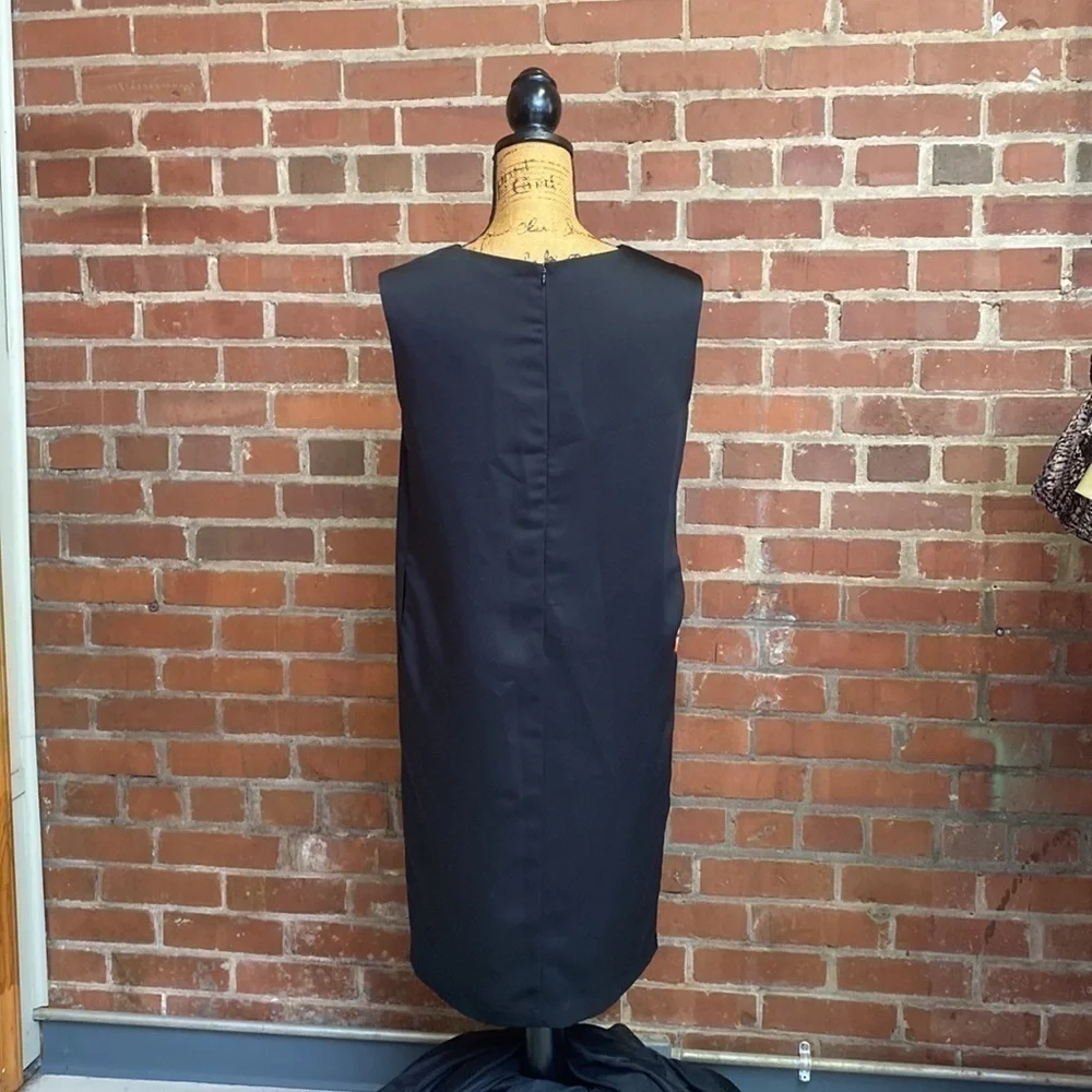 (1096) 𝅺FLORAL dress with pockets Size small - Picture 3 of 5